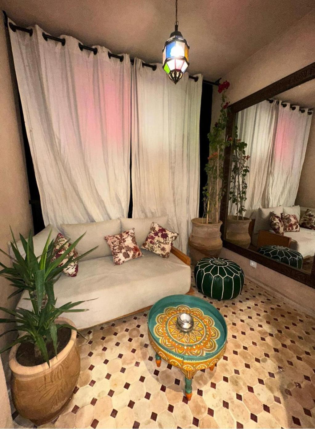 Appartement Moderne En City Center Marrakech-Gueliz マラケシュ エクステリア 写真